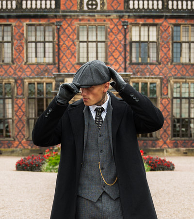 Román - Kožené rukavice